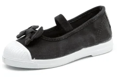 Natural World Old Palomar Discount